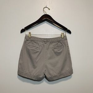 Old Navy - size 2 regular, shorts